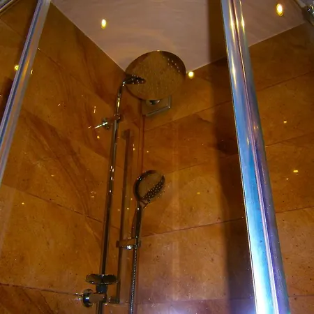 艺术公寓 公寓 *